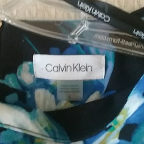 Calvin Klein floral dress - Picture 2 of 2